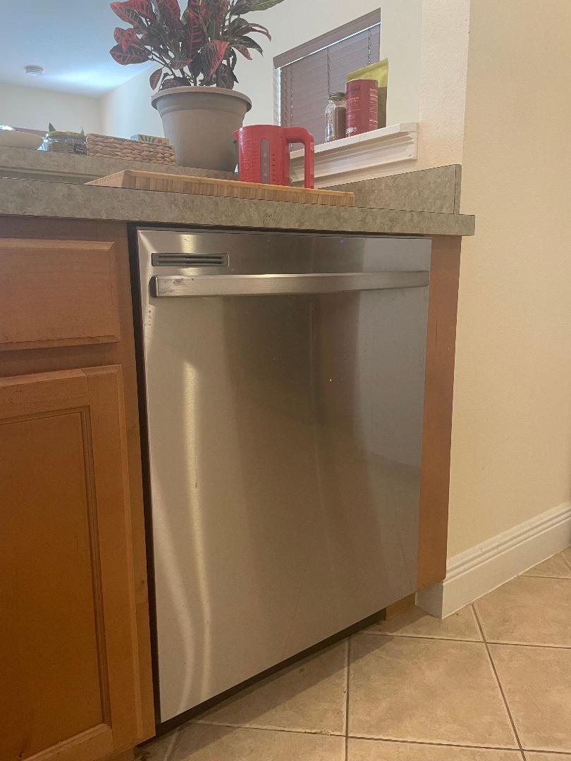 New dish washer - 2892 Lincroft Ave