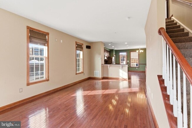 Building Photo - 4500 Fait Ave