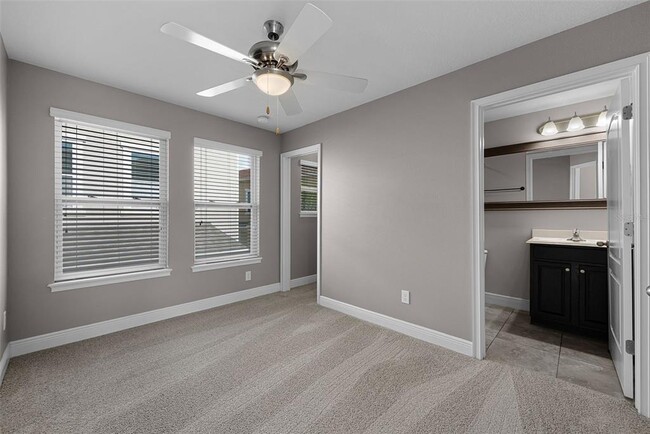 Building Photo - 8623 Via Trieste Dr