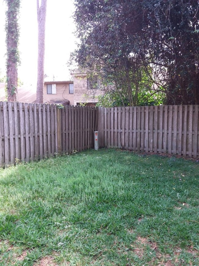 Building Photo - Mandarin - 2/2.5 townhome