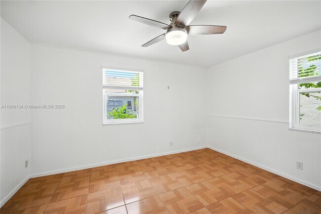 Building Photo - 8041 SW 20th Pl