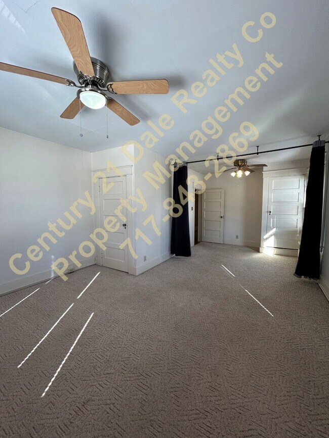 Building Photo - Beautiful 3 Bedroom 1 Bath Home in Dallastown Schools with a Large detached 2 Car Garage