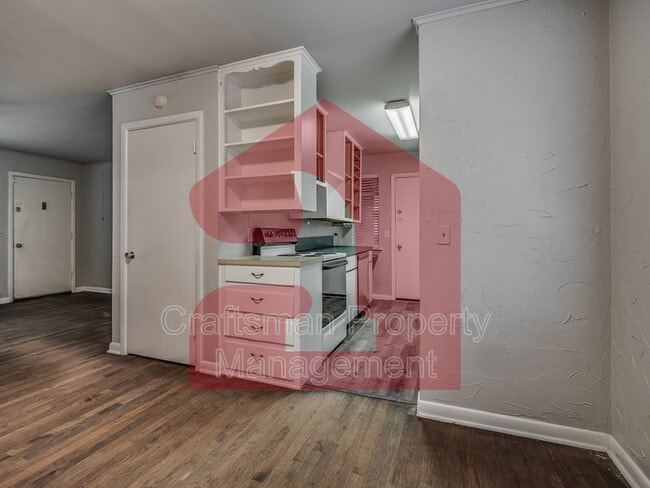 Building Photo - 2915 NW 72nd St