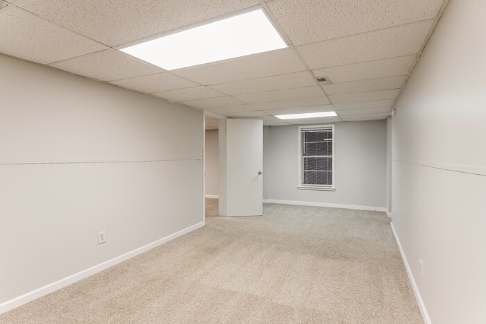 Building Photo - 13265 Donna Dr