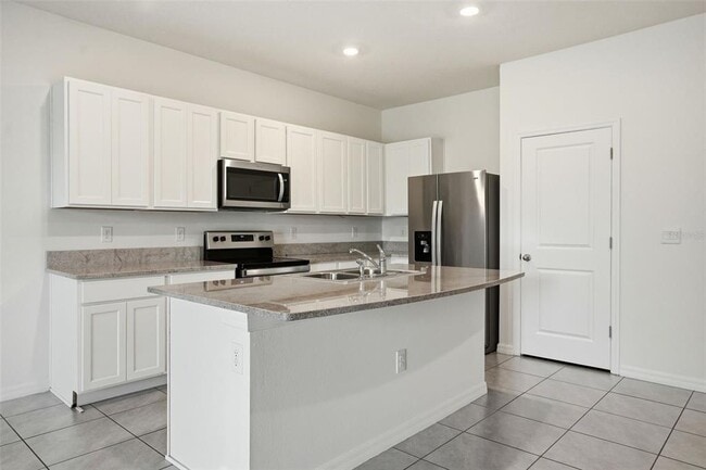 Building Photo - 5323 Dragonfly Dr