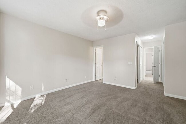 Building Photo - 1442 Parkside Club Dr NW