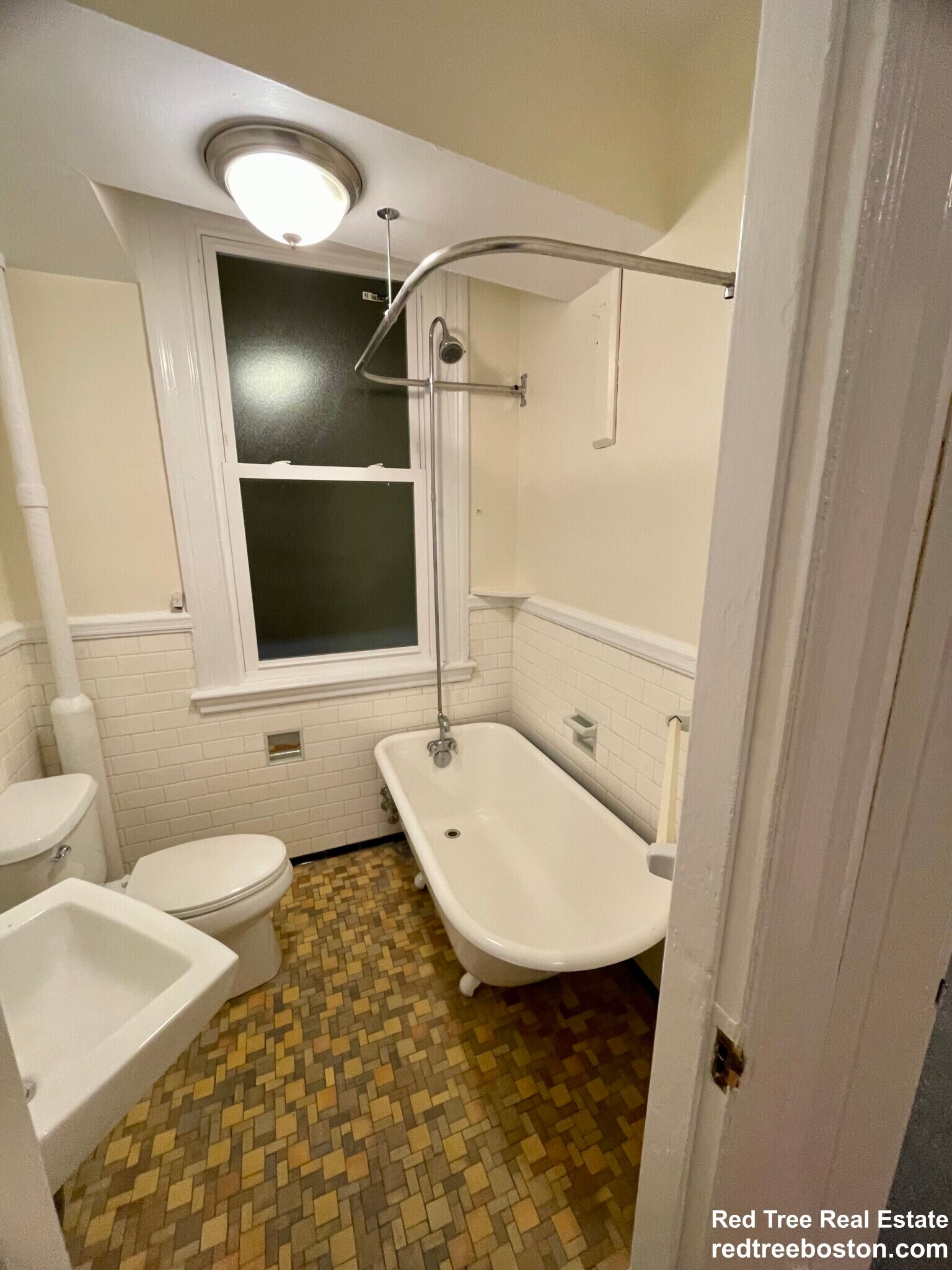 Building Photo - 885 Massachusetts Ave