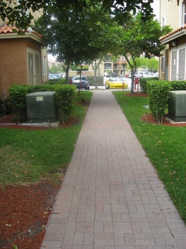 Building Photo - 6630 NW 114th Ave