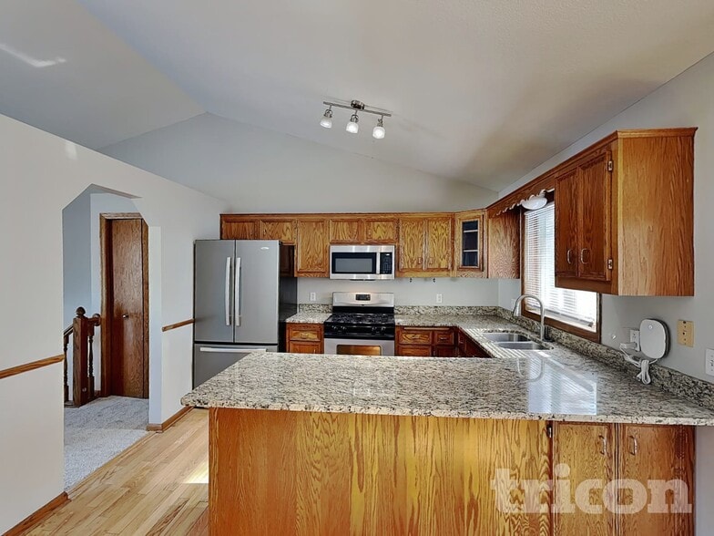 Building Photo - 8009 Delano Way