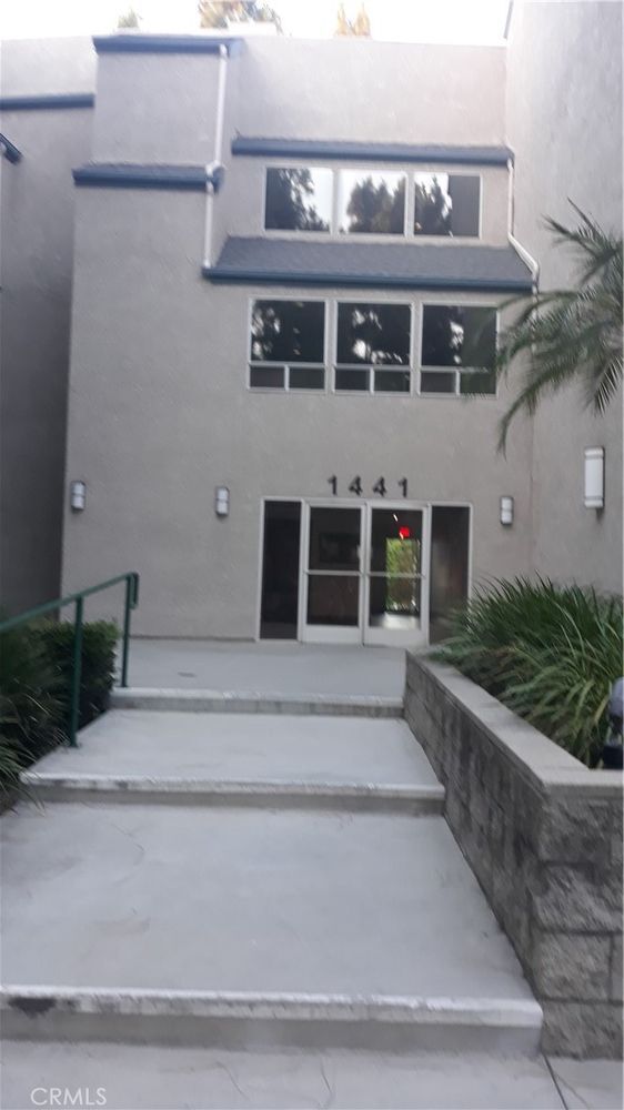 Primary Photo - 1441 Brett Pl