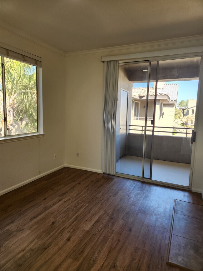 Building Photo - 7009 E Acoma Dr