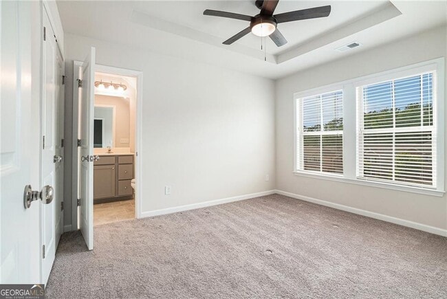 Building Photo - 3320 Reagan Way