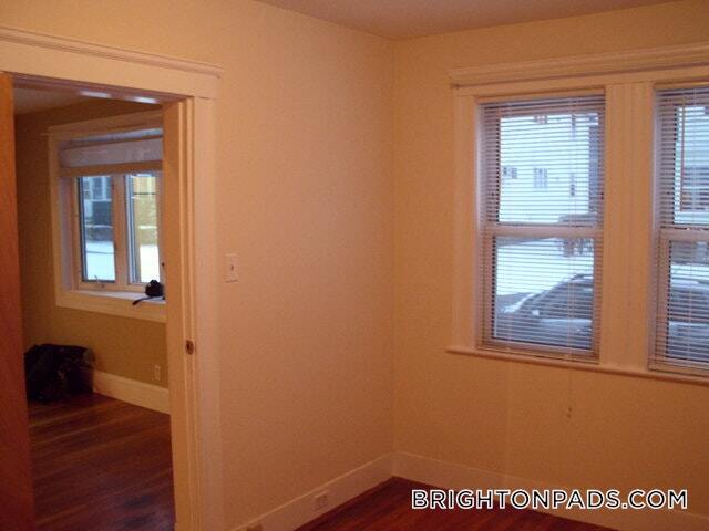 Building Photo - 45 Harriet St