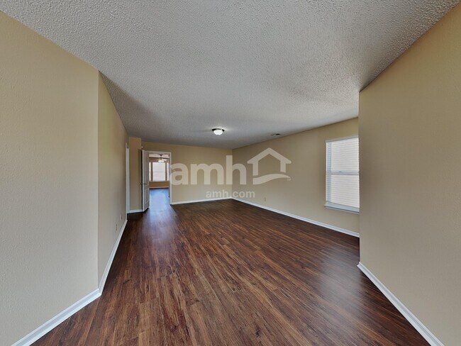 Building Photo - 12897 E 131st St