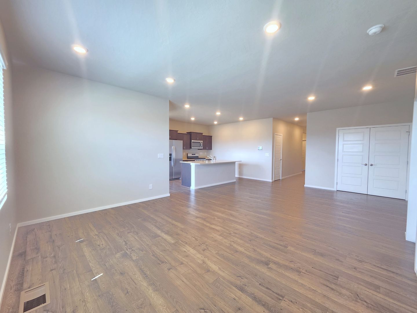 Building Photo - 5428 E Bridgeport Ct