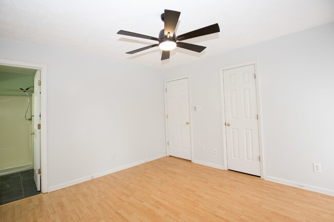 Building Photo - Charming 3 Bedroom Home in Pinehurst with ...
