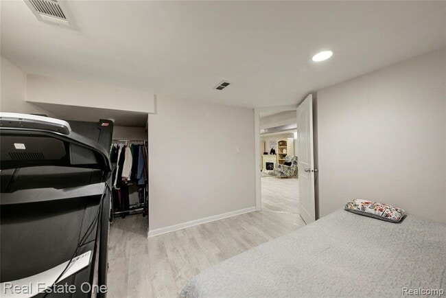 Building Photo - 8126 Dale St