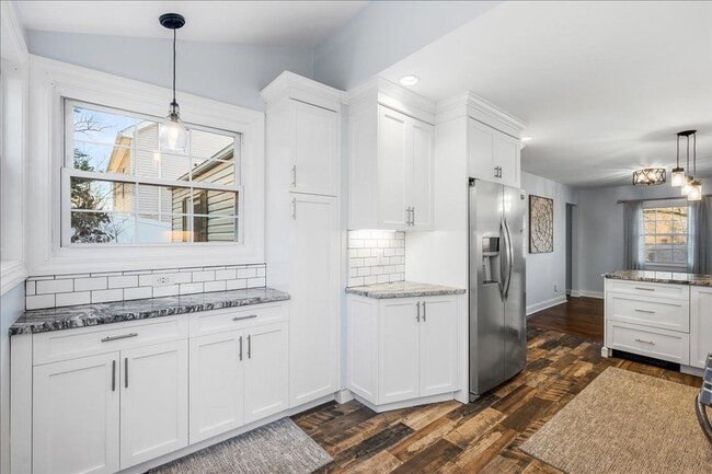 Building Photo - Updated Single Family Rental in White Plains