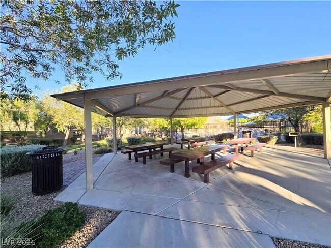 Building Photo - 10750 Yarmouth Bay Ct