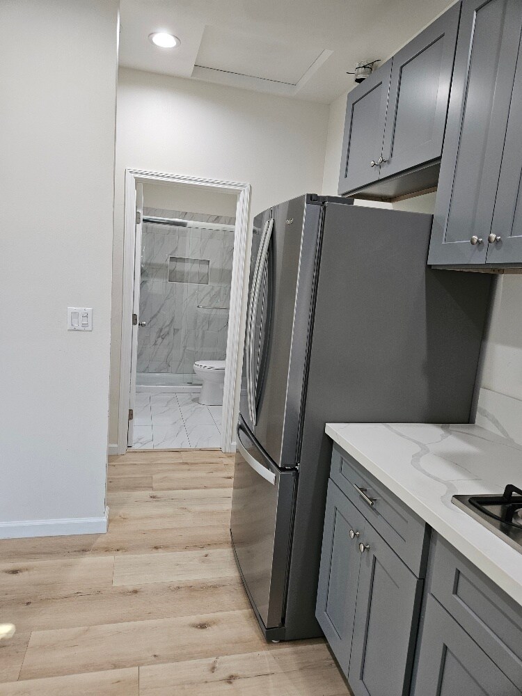 Building Photo - 1506 W Anahurst Pl