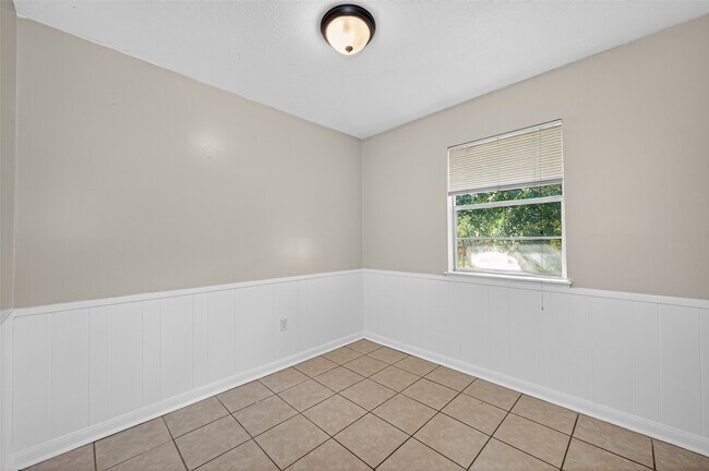 Building Photo - 108 Belvedere Dr