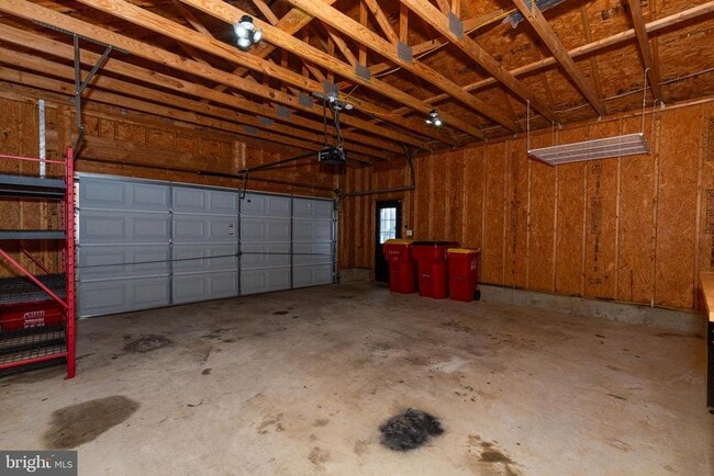 Building Photo - 249 Lord Fairfax St