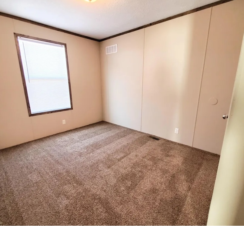 Building Photo - 9482 Lighthouse Dr