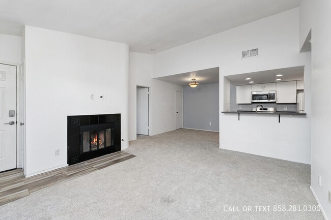 Building Photo - 9458 Twin Trails Dr