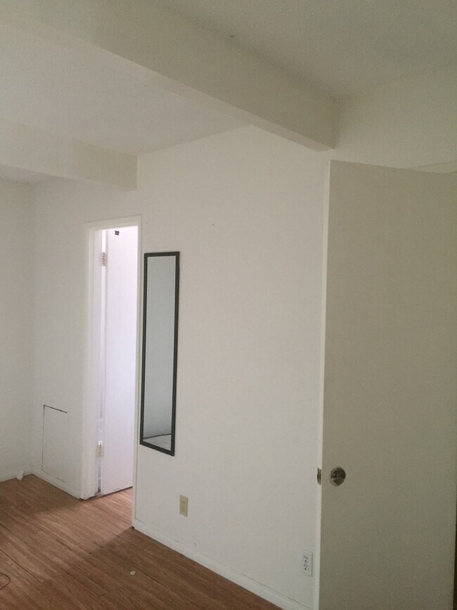 Building Photo - 6775 Pasado Rd