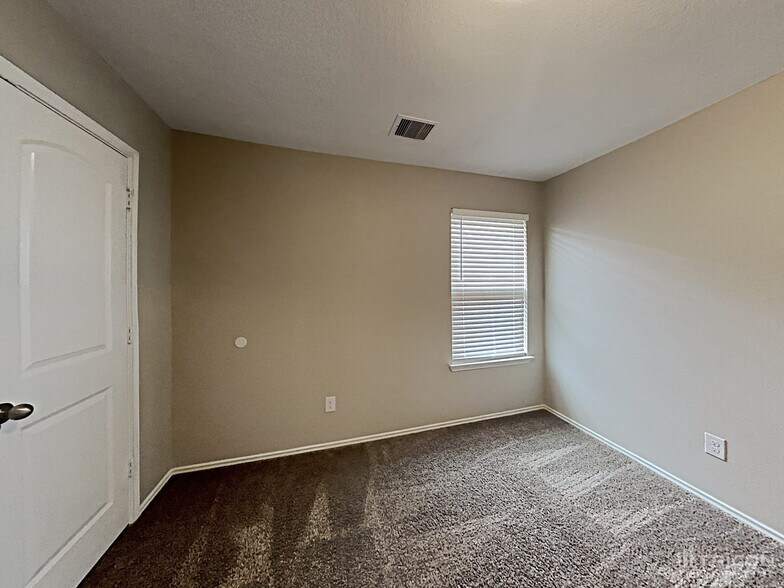 Building Photo - 15451 Bosque Viejo Trl