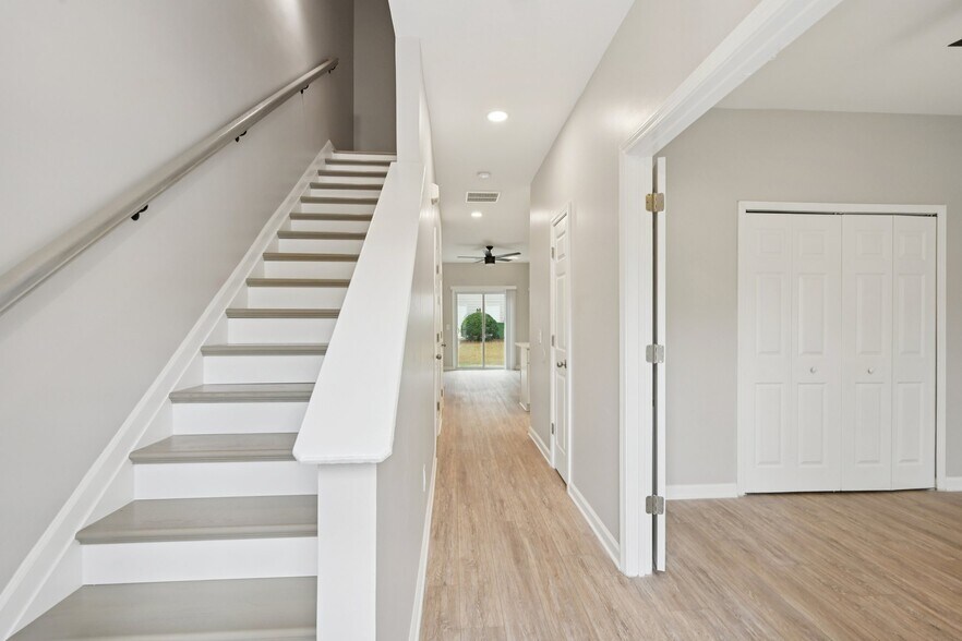 Hallway - 585 McWilliams Road