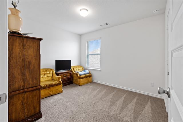 Building Photo - 925 West Dr