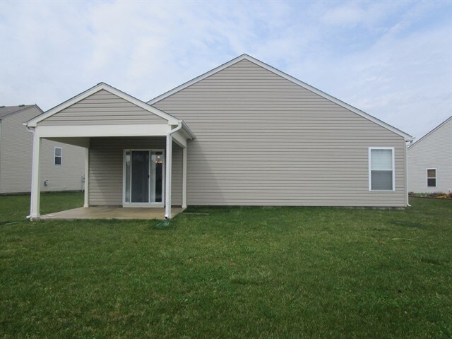 Building Photo - 1283 Spring Lake Dr
