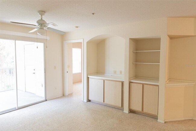 Building Photo - 822 Camargo Way