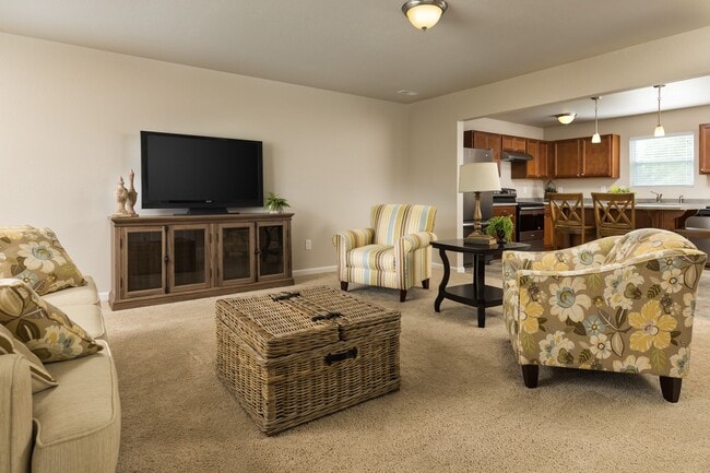 Building Photo - Immediate Occupancy Available!