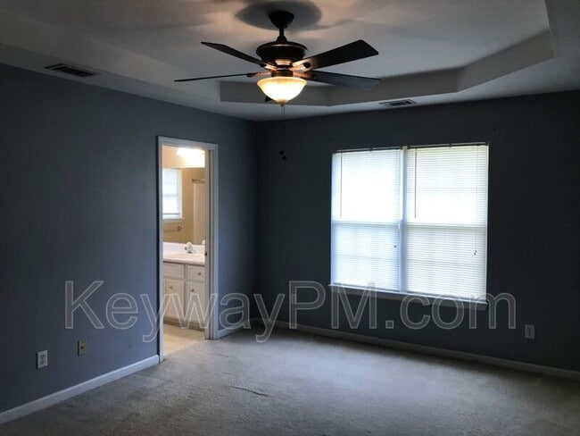 Building Photo - 1017 Caddenwoods Dr