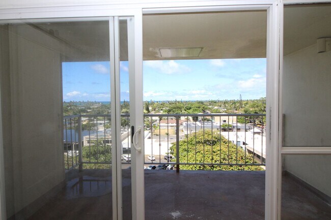 Building Photo - Live in the Heart of Kailua with Ocean Views!