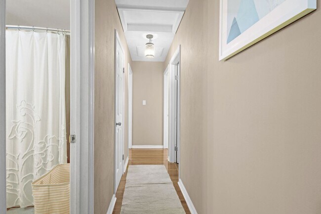 Building Photo - 3 Bed 2 Bath for Rent in Virginia Beach