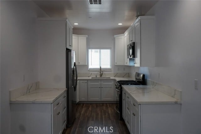 Building Photo - 10304 Primrose Ave