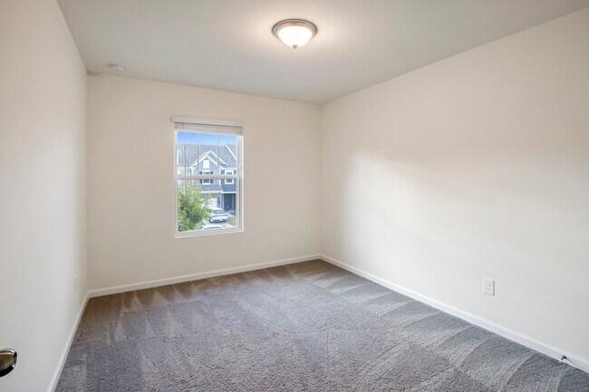 Building Photo - 3632 Secrest Lndg