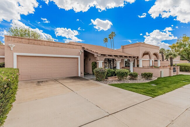 Building Photo - Total remodel in Santa Fe in McCormick Ranch
