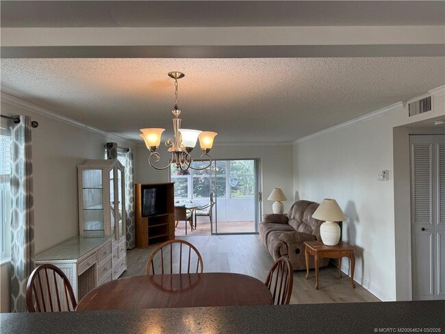 Building Photo - 2950 SE Ocean Blvd