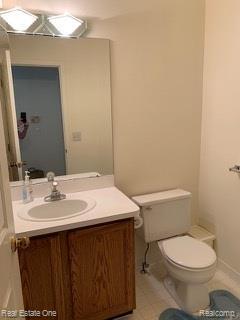 Building Photo - 41719 Sleepy Hollow Dr