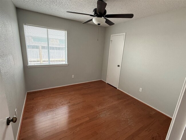 Building Photo - 2018 Woodstream Blvd