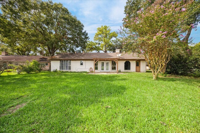 Building Photo - 5423 Bent Bough Ln
