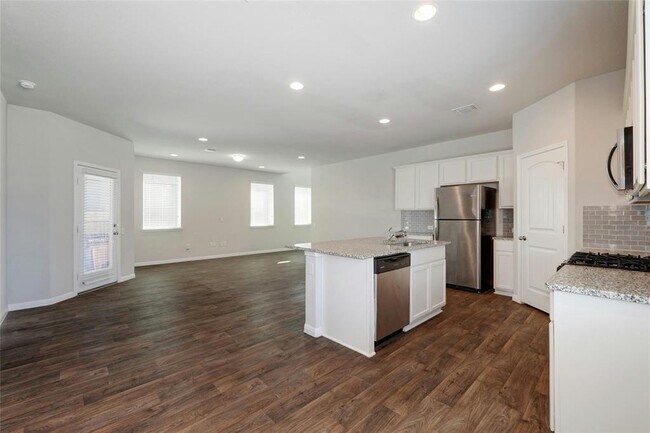 Building Photo - 14612 Frankel Loop