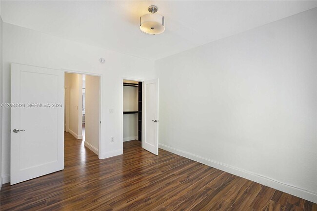 Building Photo - 320 80th St