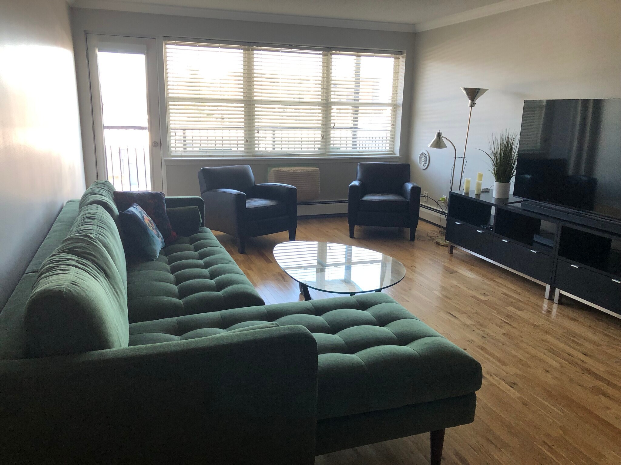 Living room - 3150 Excelsior Blvd