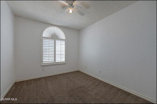 Building Photo - 7097 Tierra Roja St