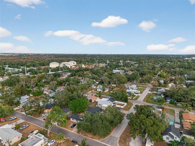 Building Photo - 6401 31st St N